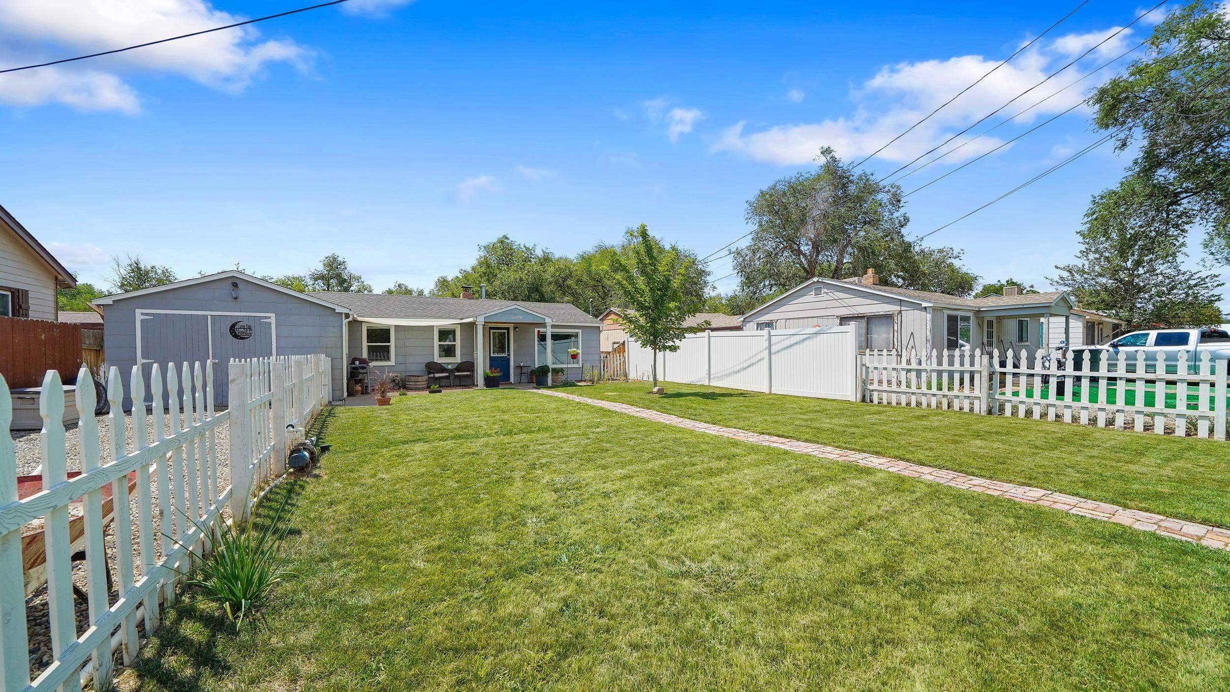 295 1/2 Mountain View Street