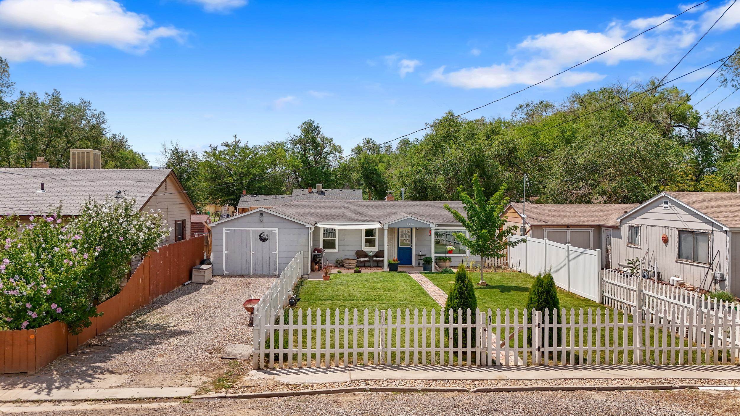 295 1/2 Mountain View Street