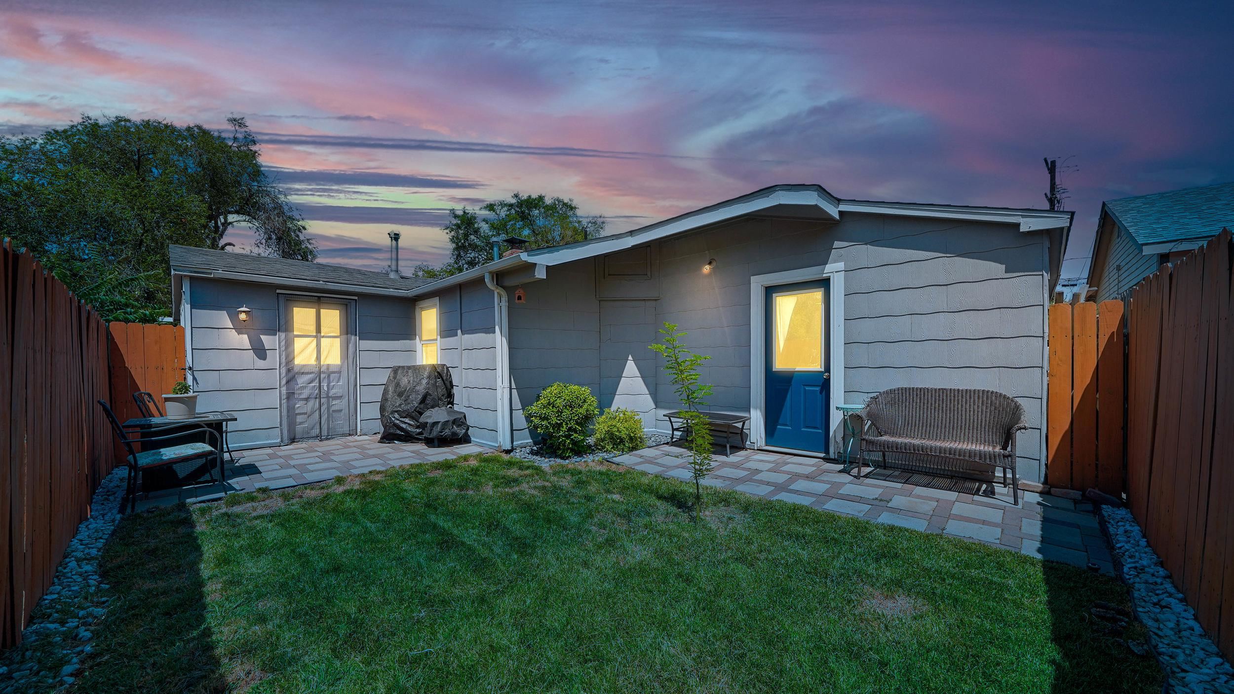 295 1/2 Mountain View Street