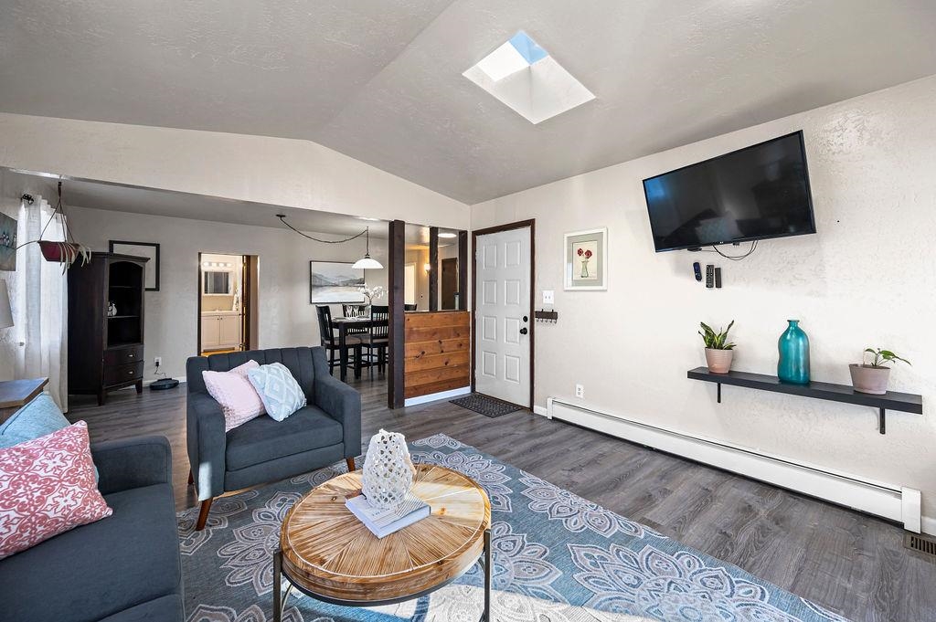 1027 E Harrison Avenue