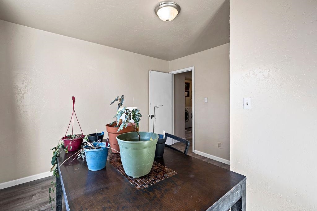 1027 E Harrison Avenue