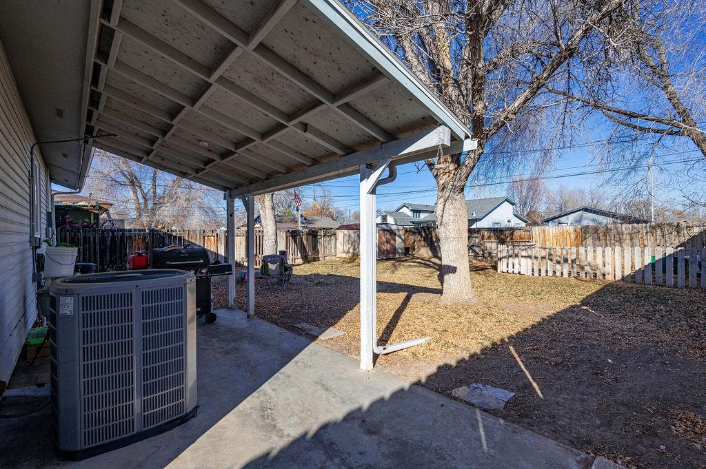 1027 E Harrison Avenue