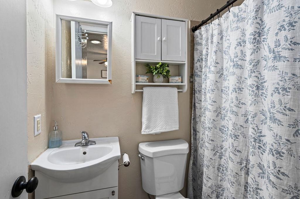 1027 E Harrison Avenue