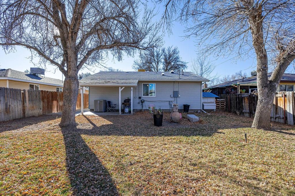 1027 E Harrison Avenue