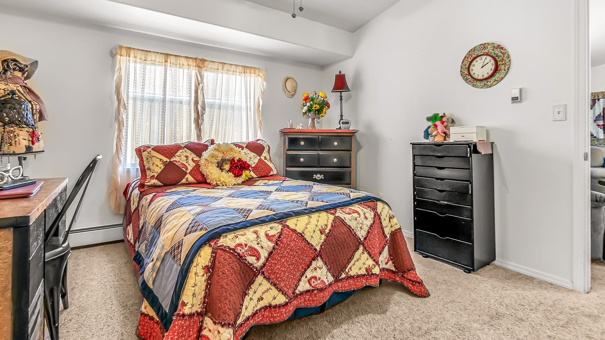 572 W Greenfield Circle