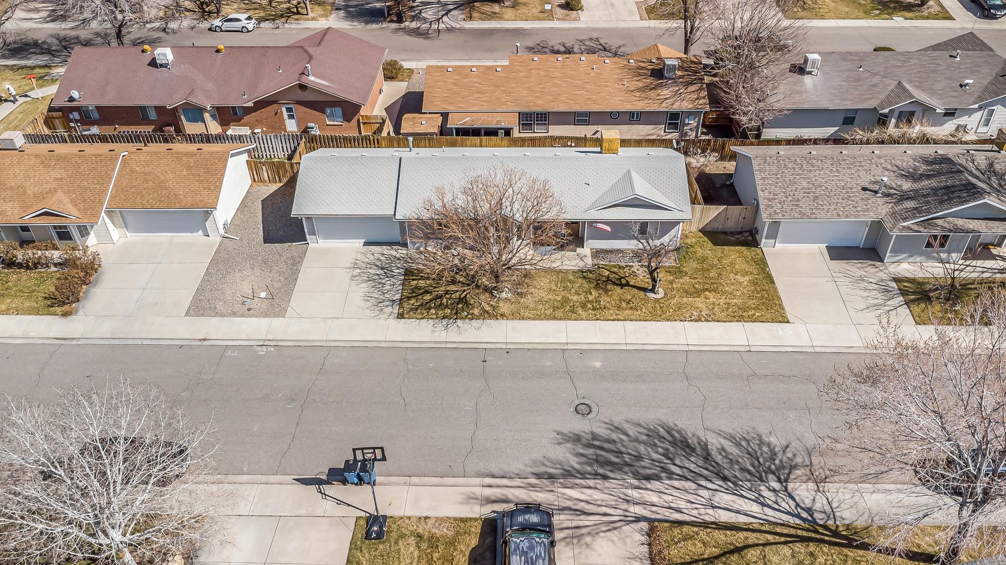 572 W Greenfield Circle