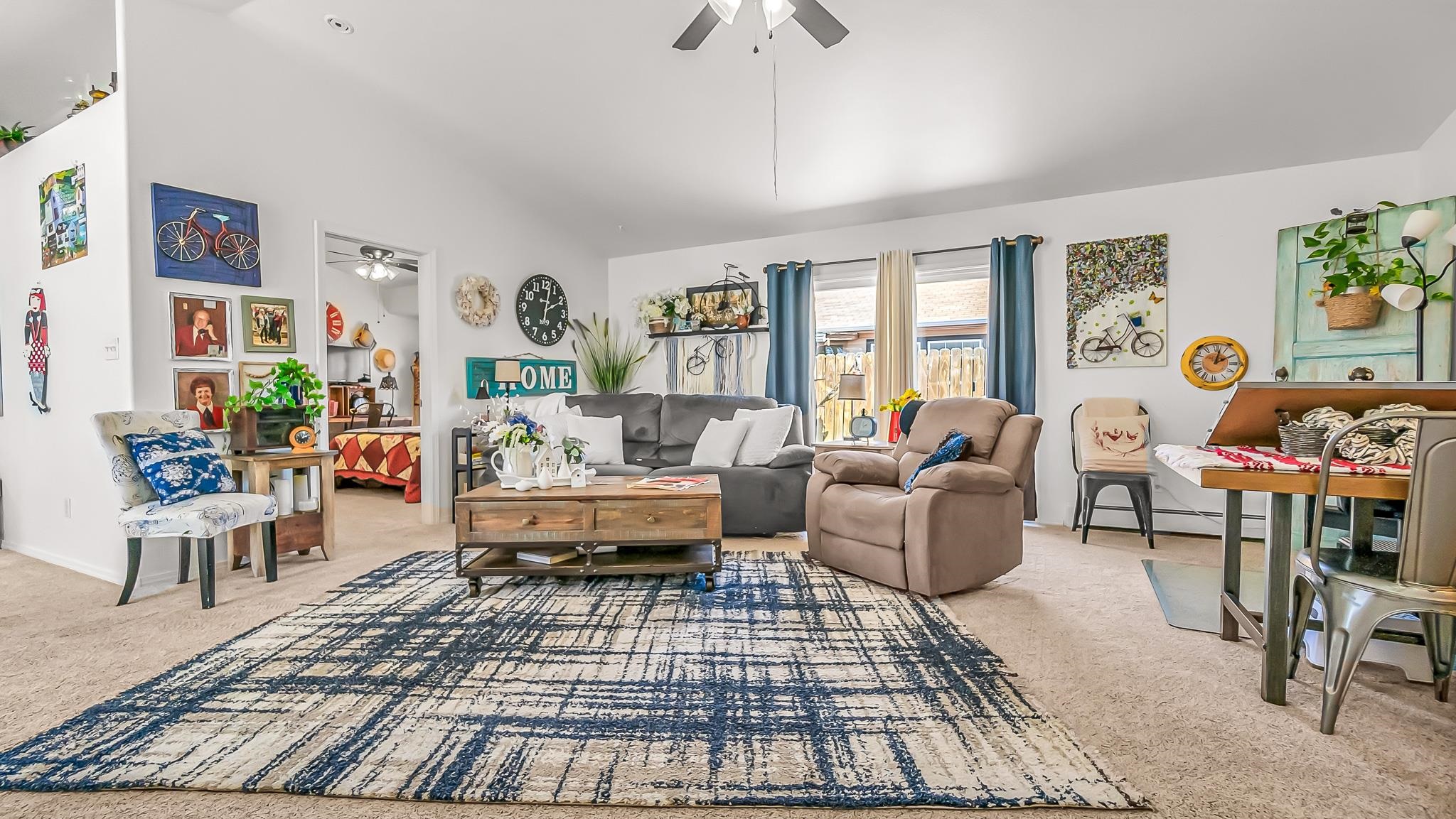 572 W Greenfield Circle