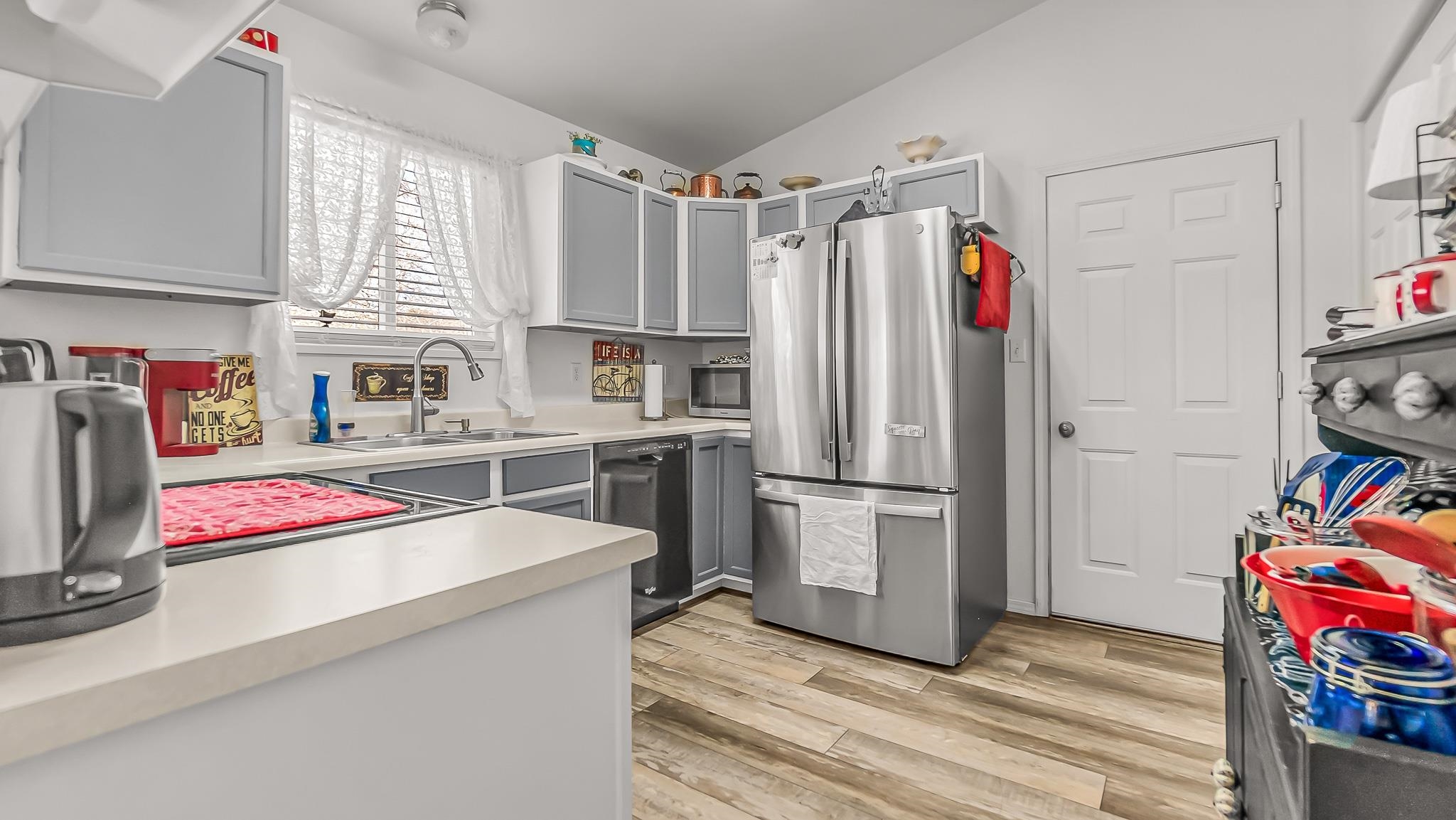 572 W Greenfield Circle