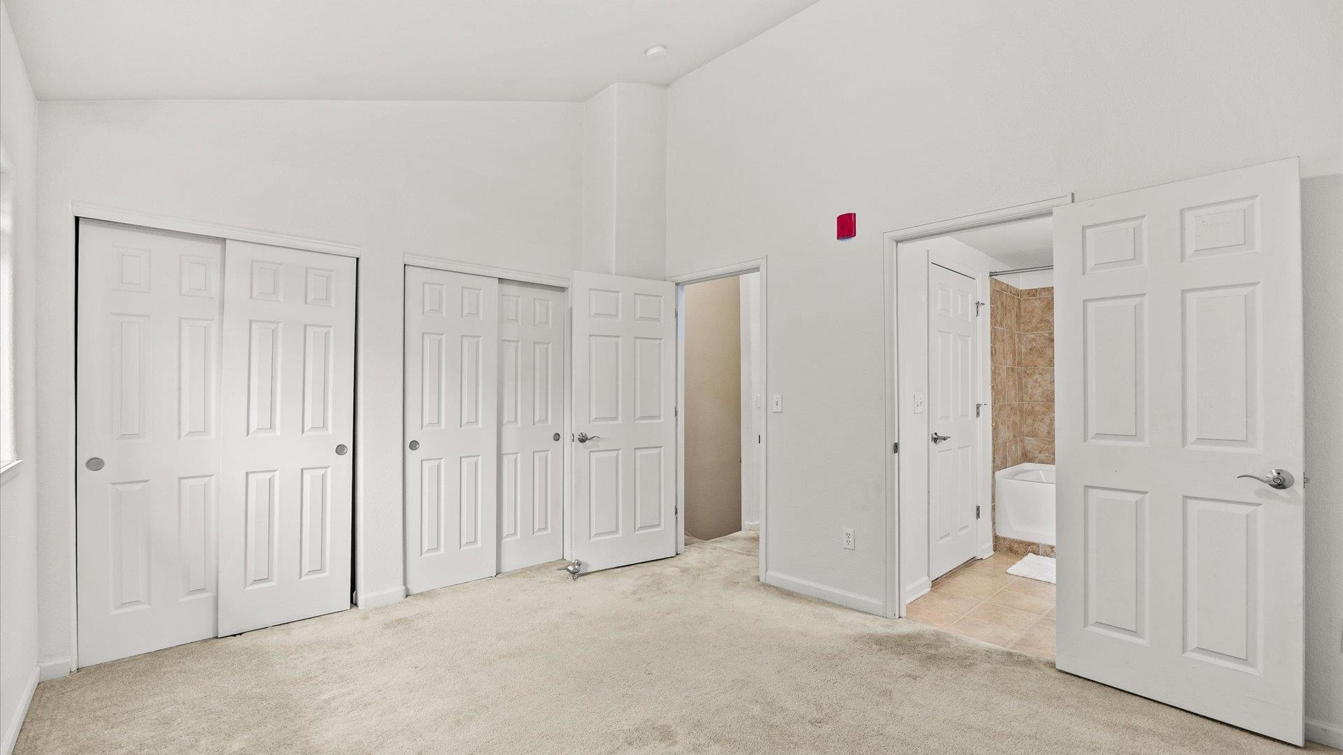 1212 Walnut Avenue Unit: 38 / Door 7