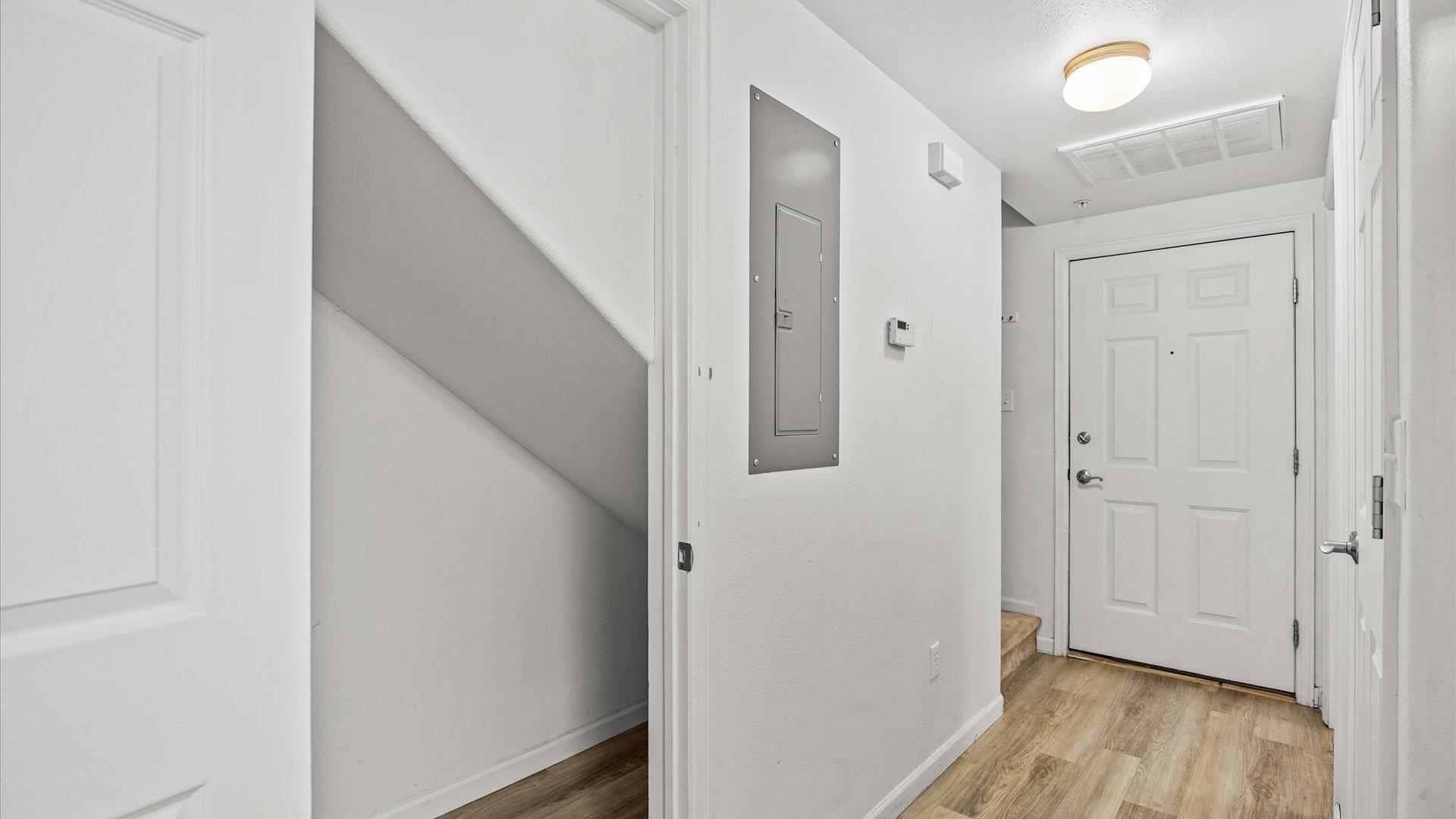 1212 Walnut Avenue Unit: 38 / Door 7