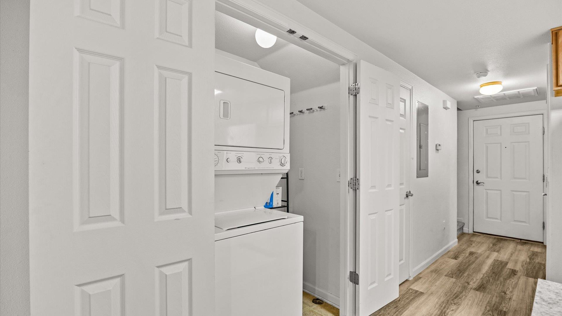 1212 Walnut Avenue Unit: 38 / Door 7