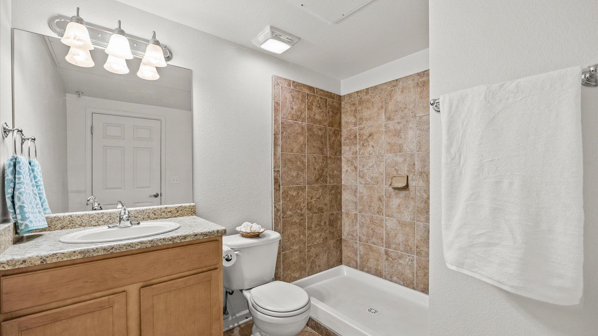 1212 Walnut Avenue Unit: 38 / Door 7