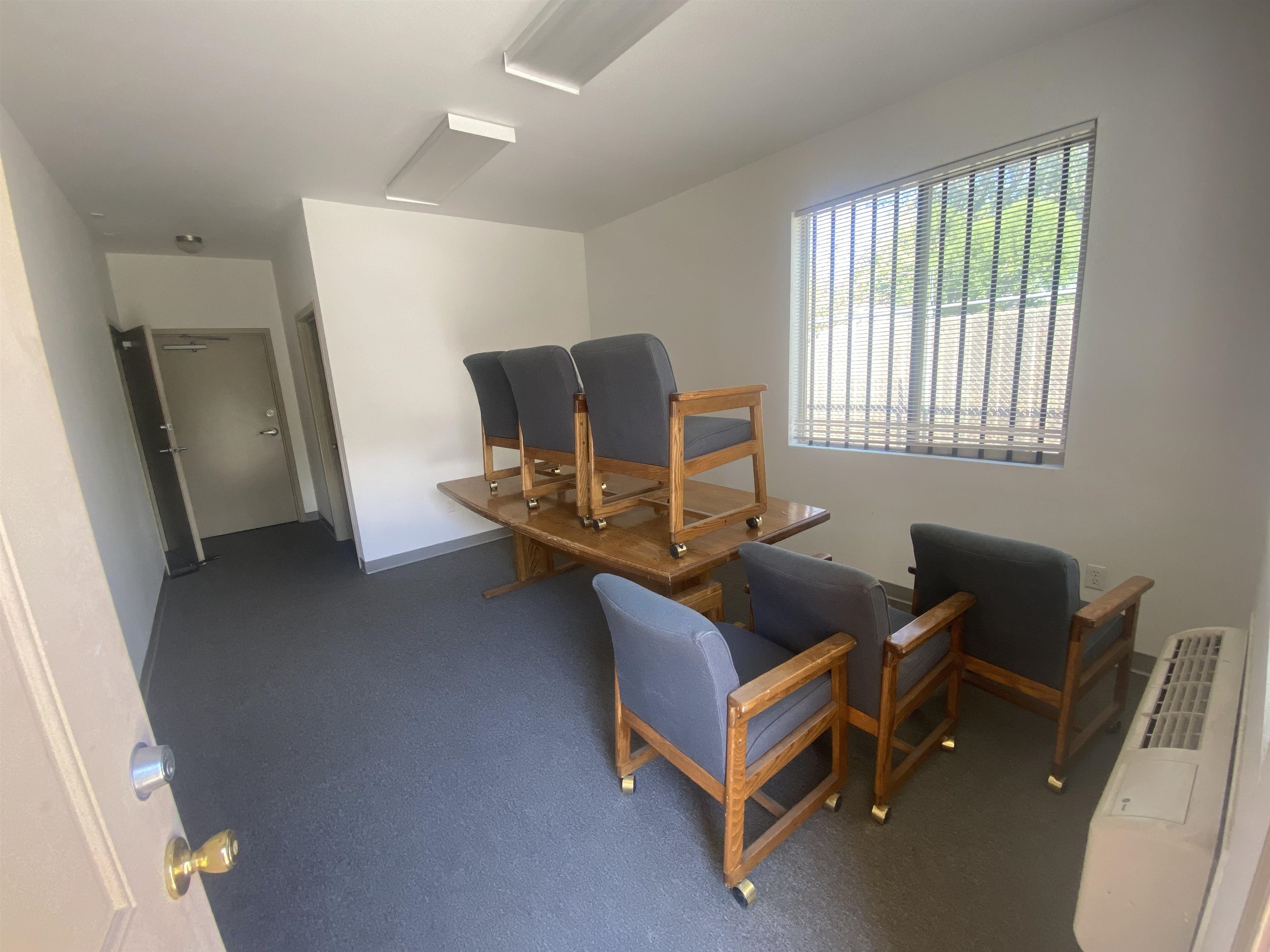 598 N Commercial Drive Unit: 3