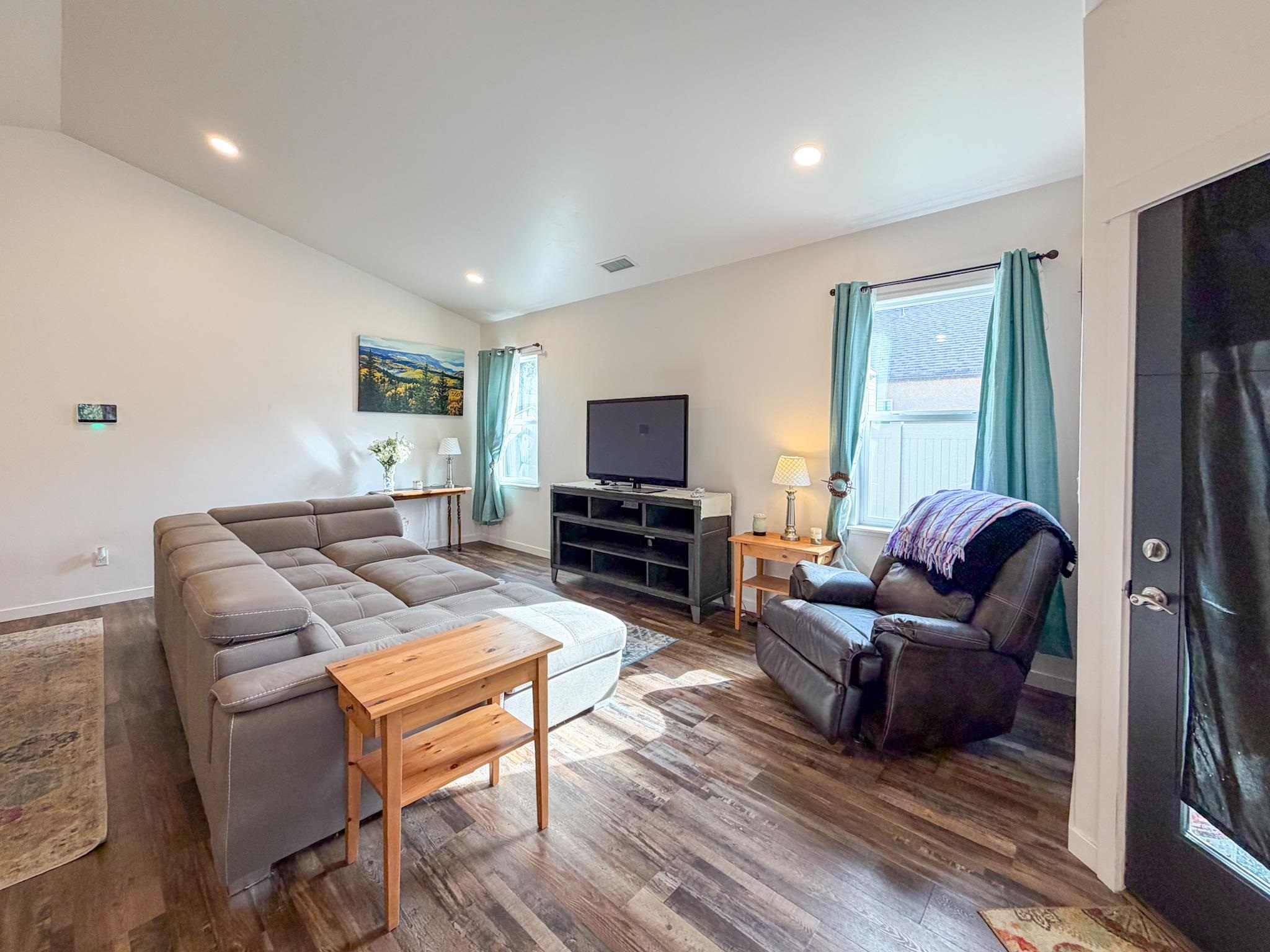 457 Fox Meadows Court