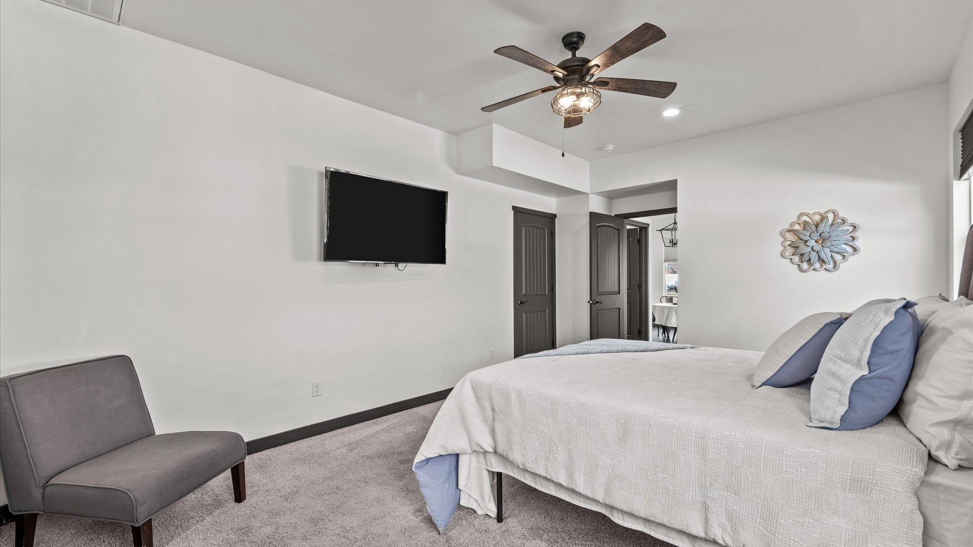 298 W Parkview Drive Unit: C