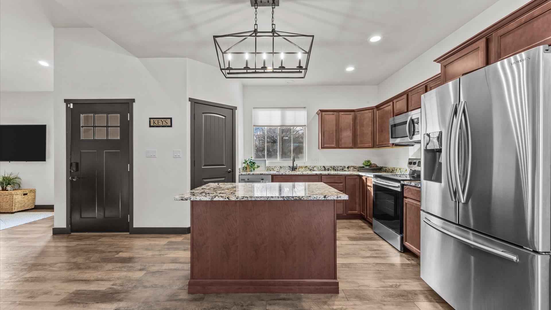 298 W Parkview Drive Unit: C