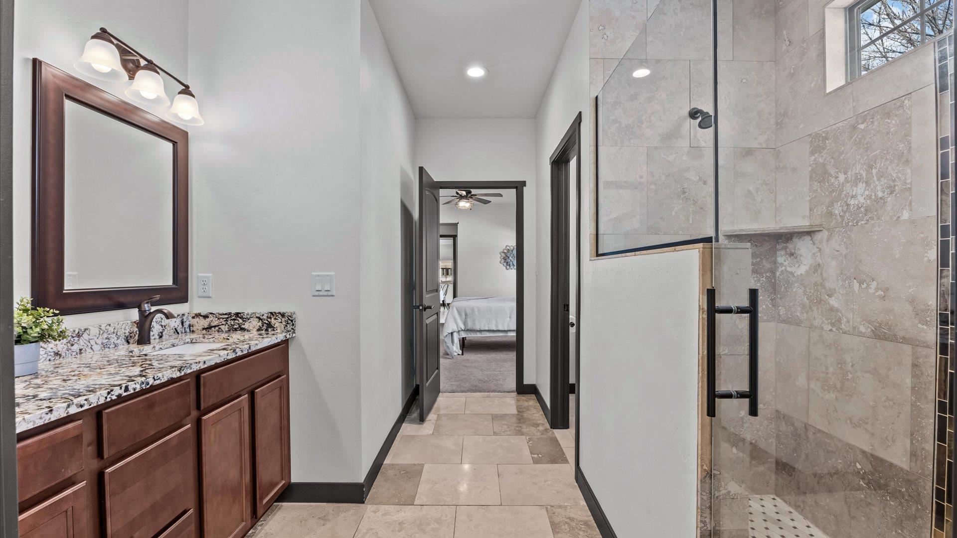 298 W Parkview Drive Unit: C