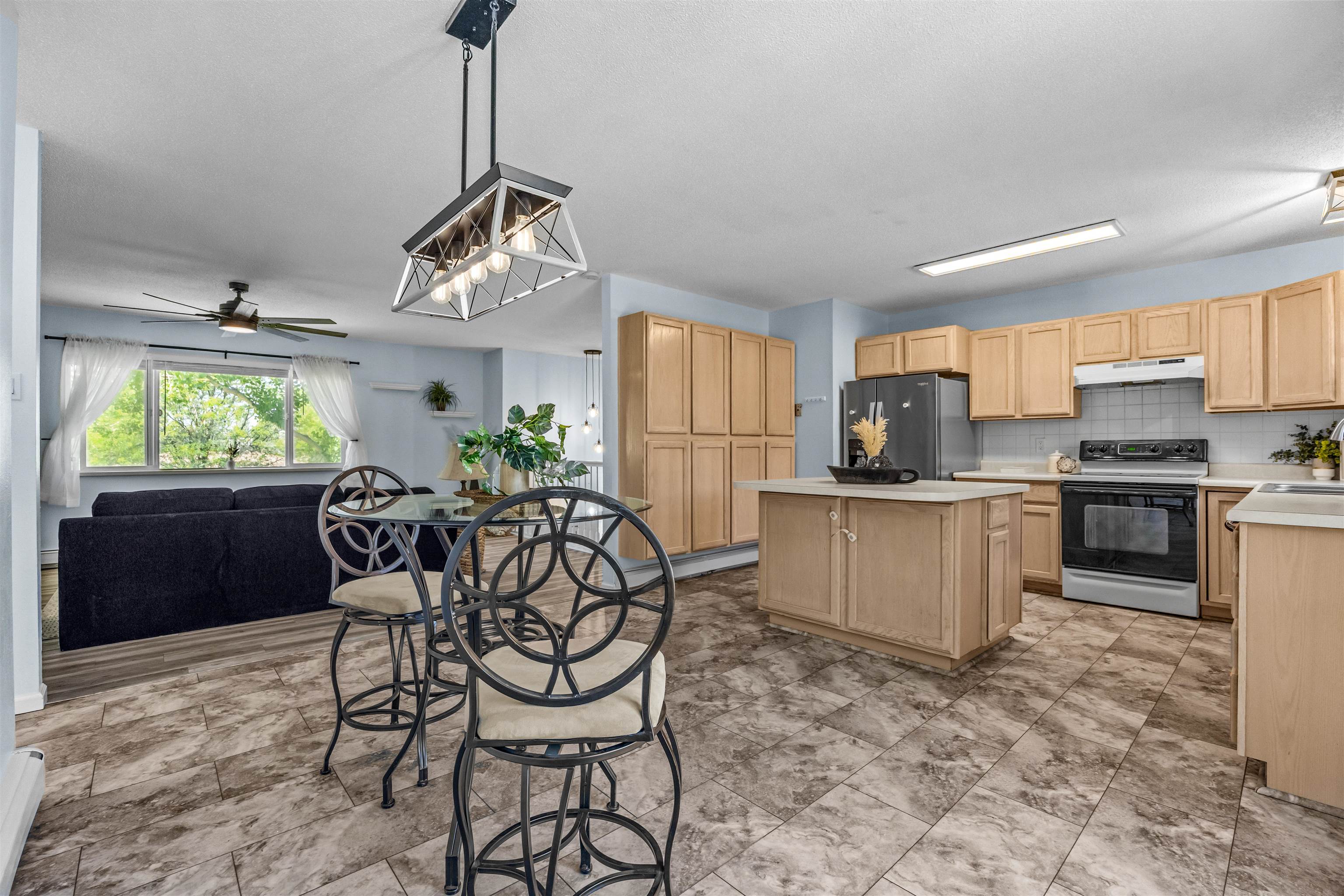 2652 Paradise Way
