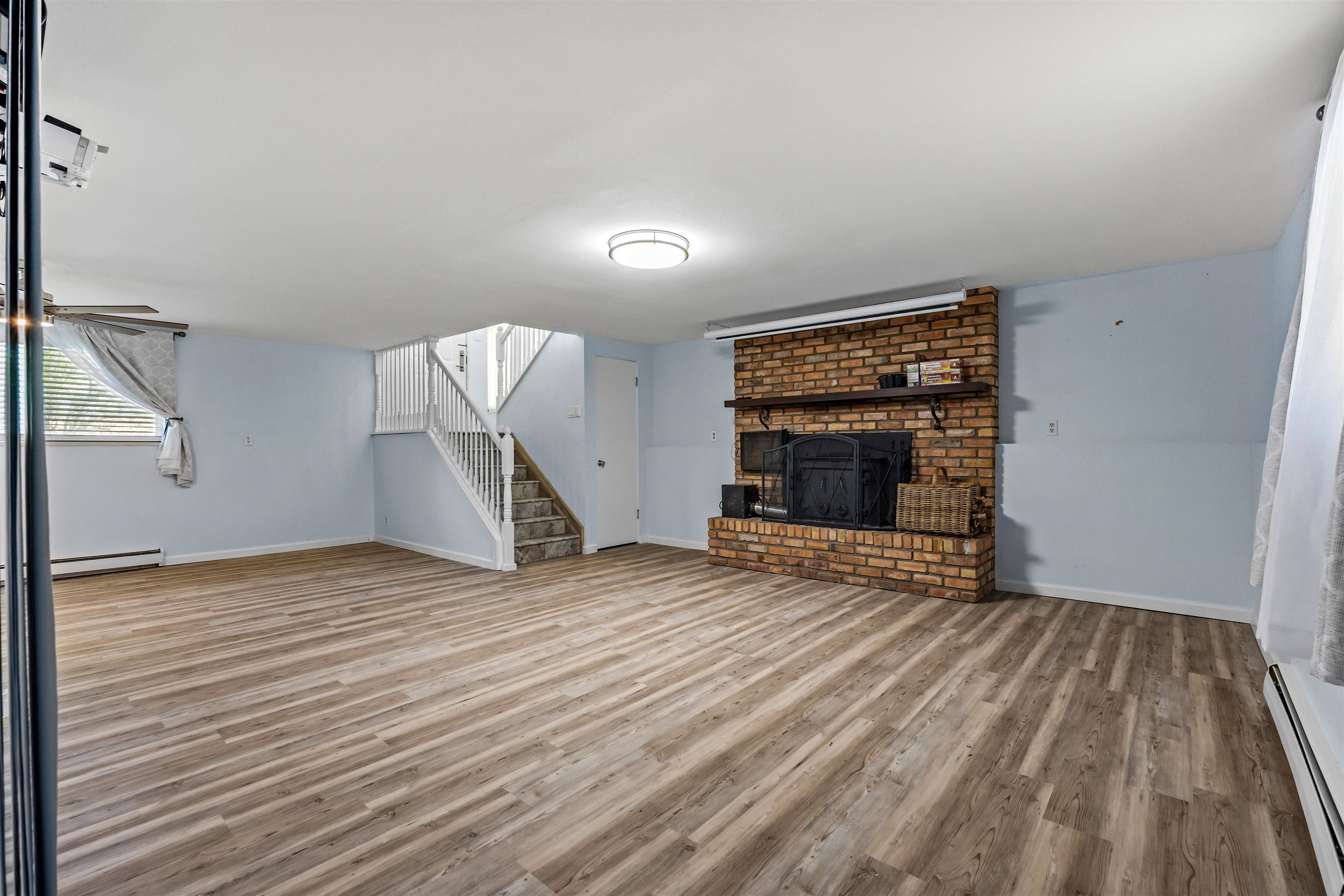 2652 Paradise Way