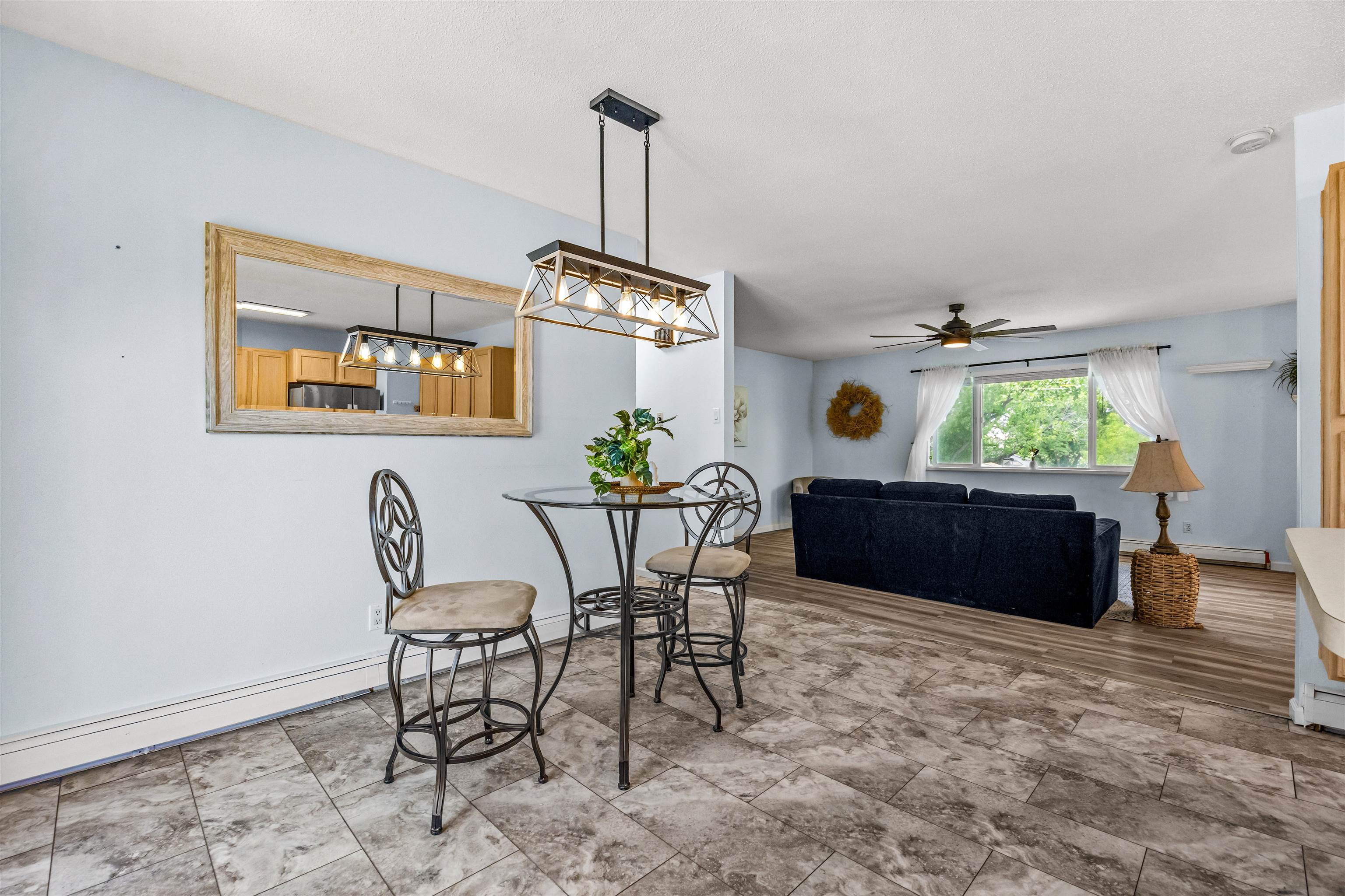 2652 Paradise Way
