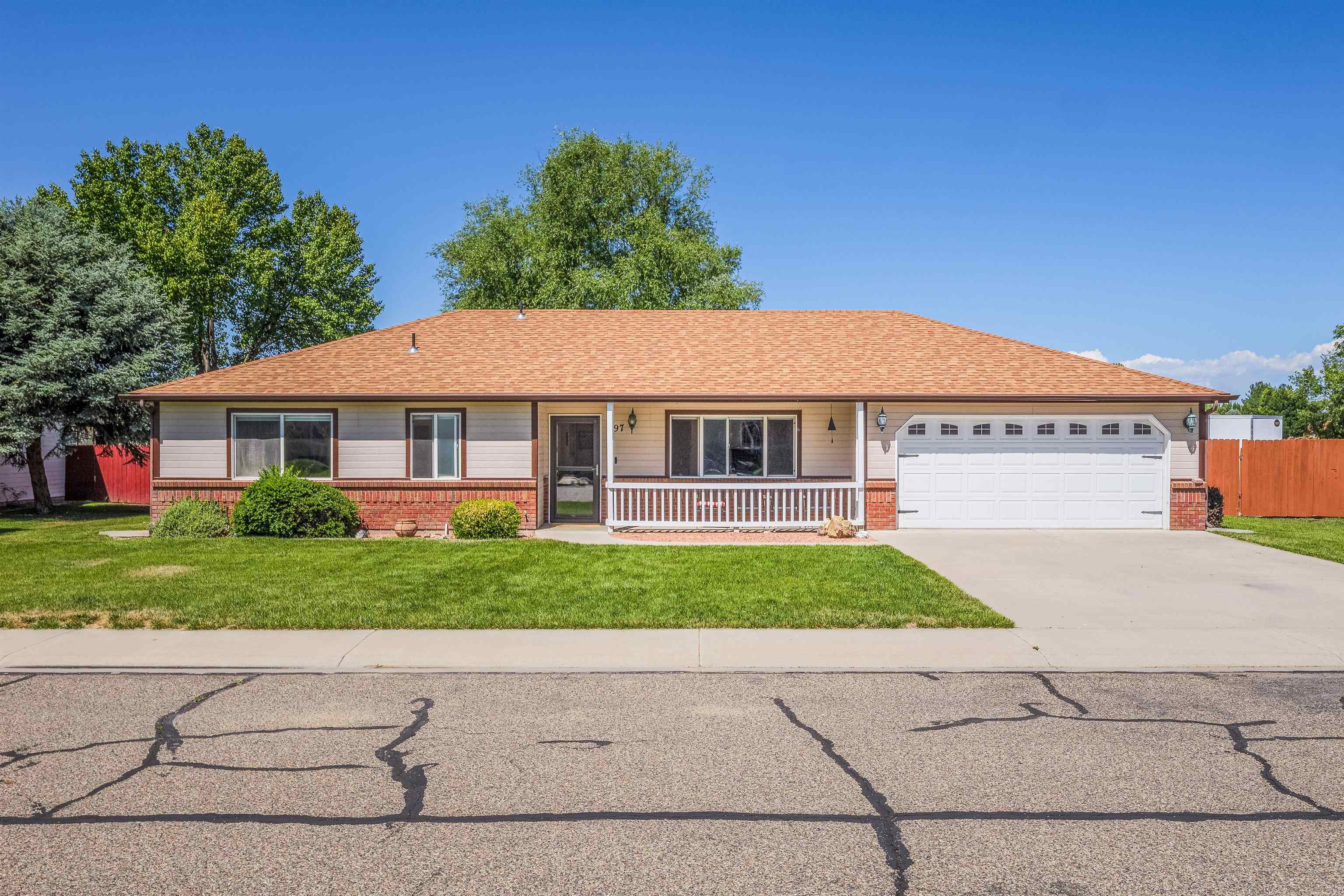 697 Pinyon Drive