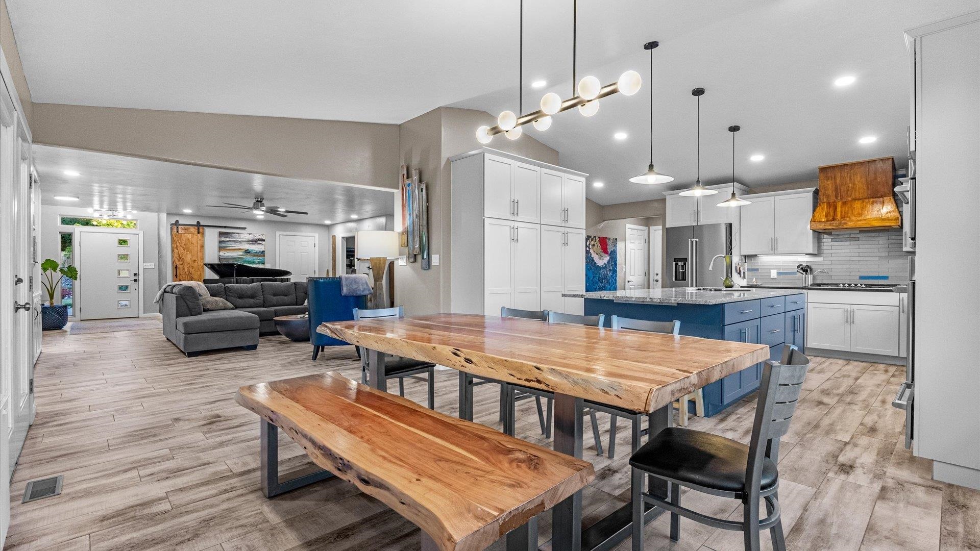 456 Meadows Way