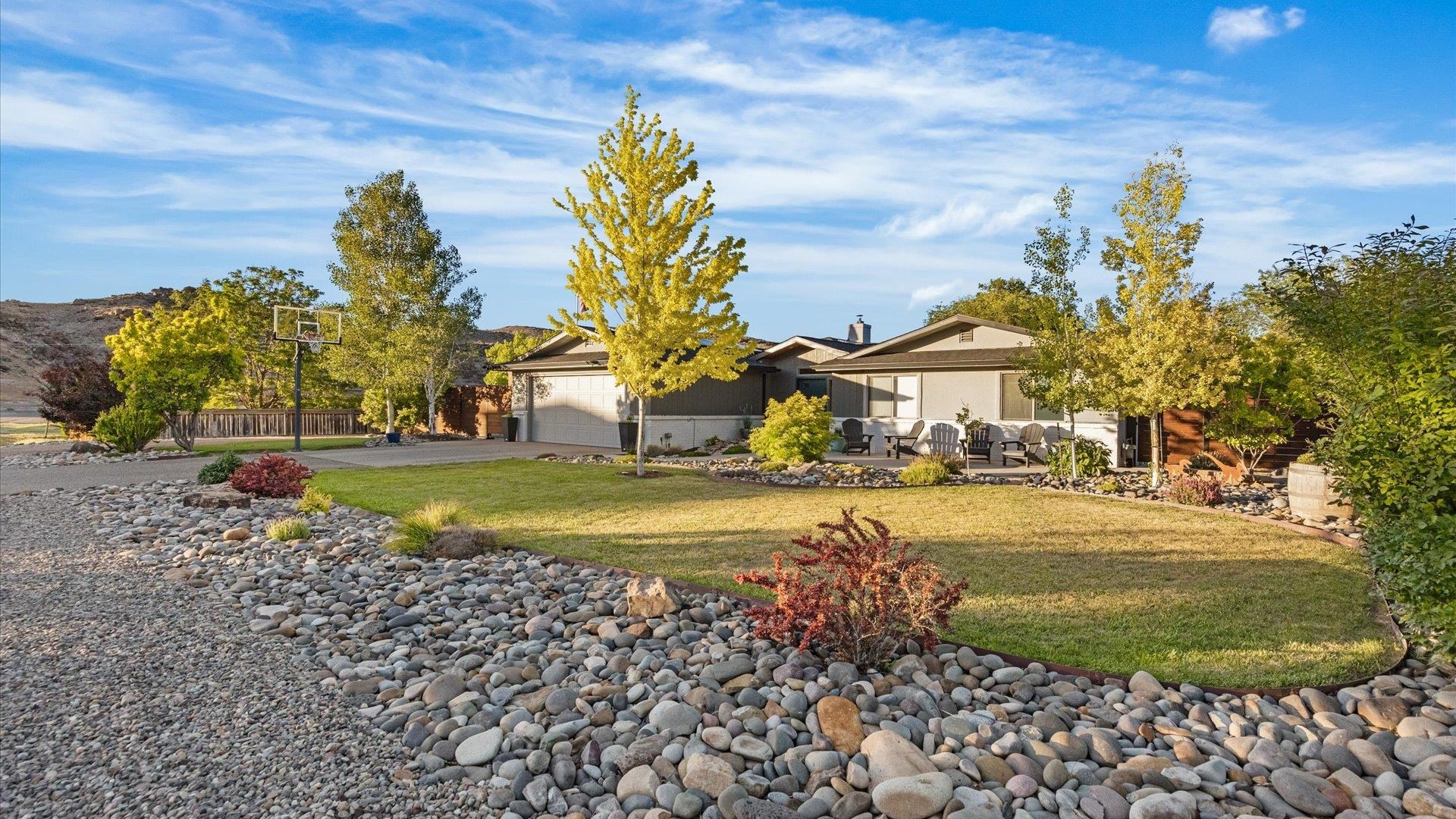 456 Meadows Way