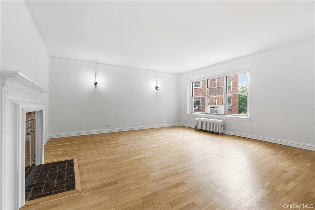 250 Bronxville Road Unit: 4H