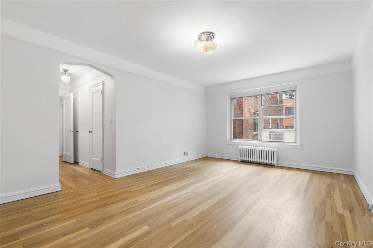 250 Bronxville Road Unit: 4H