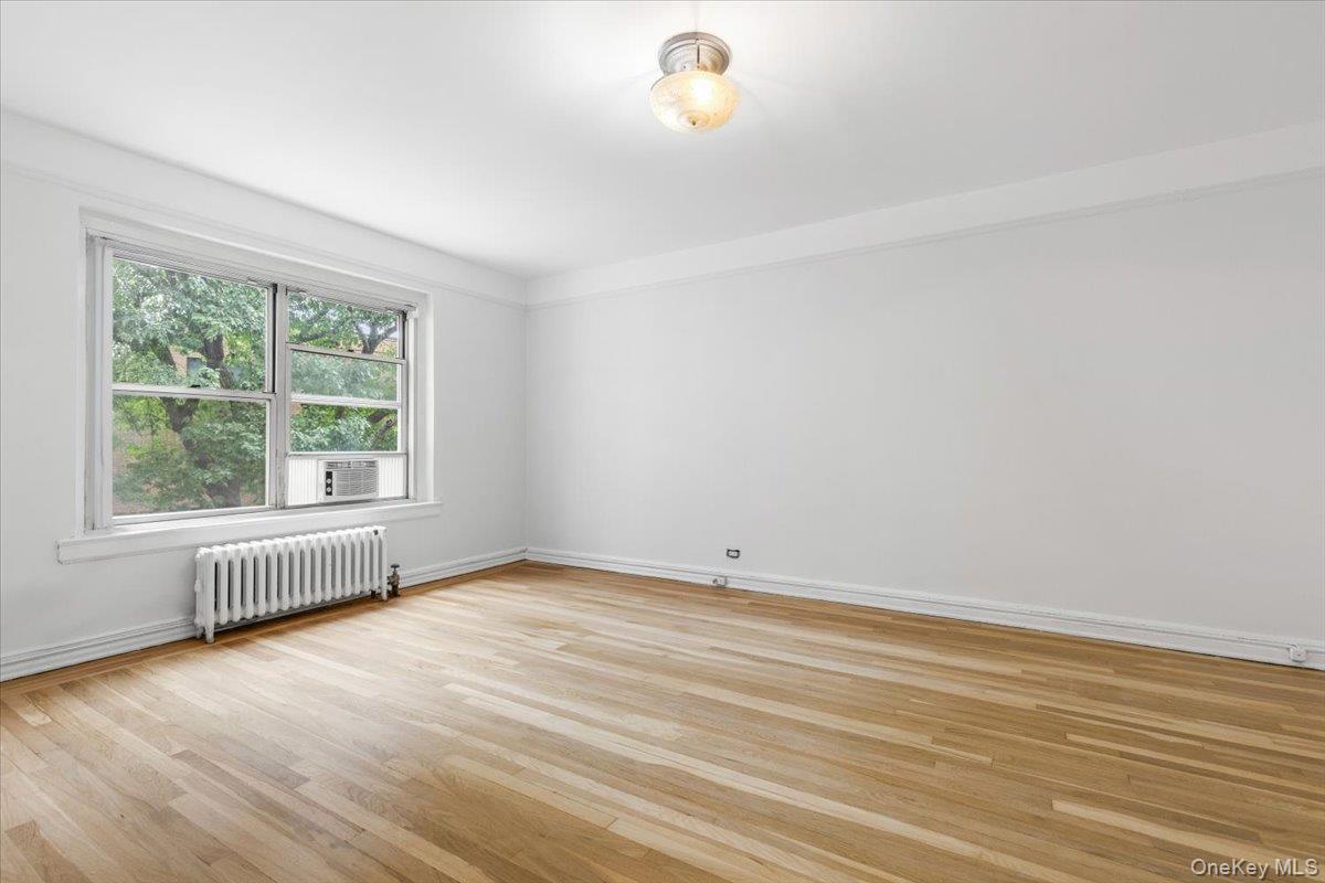 250 Bronxville Road Unit: 4H