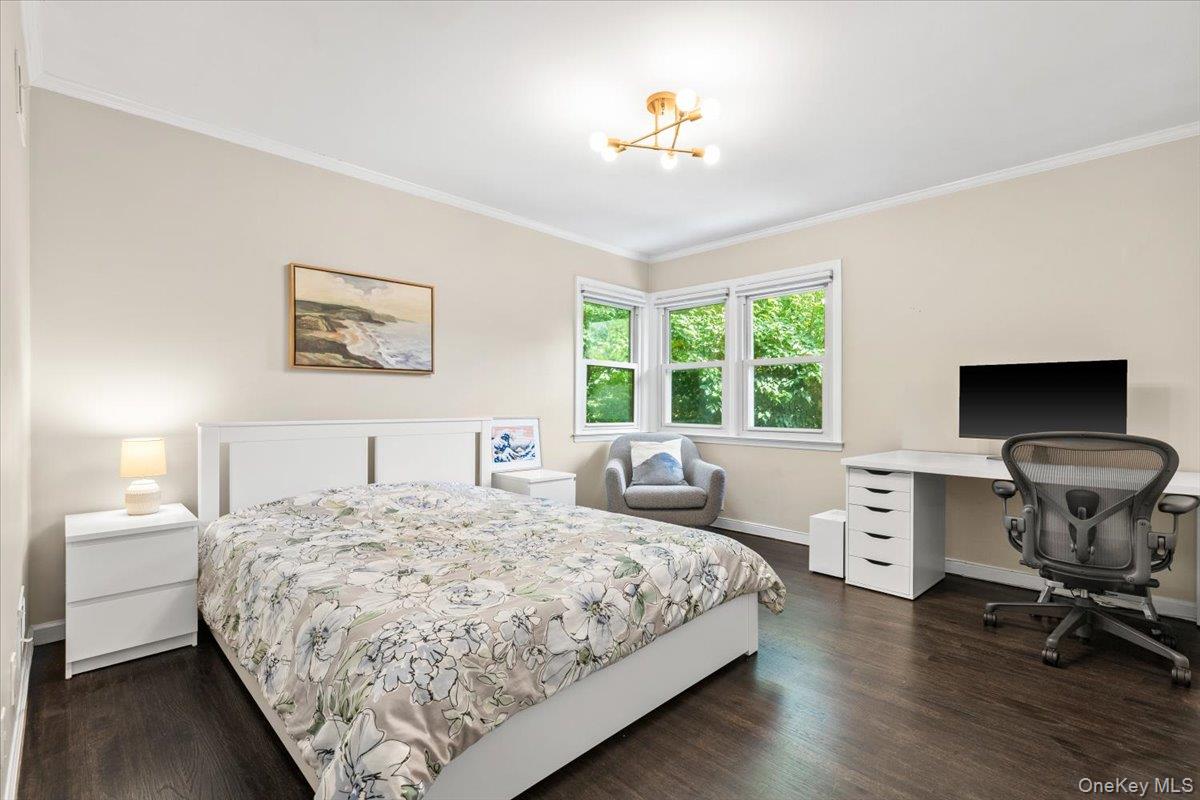 31 Claudet Way