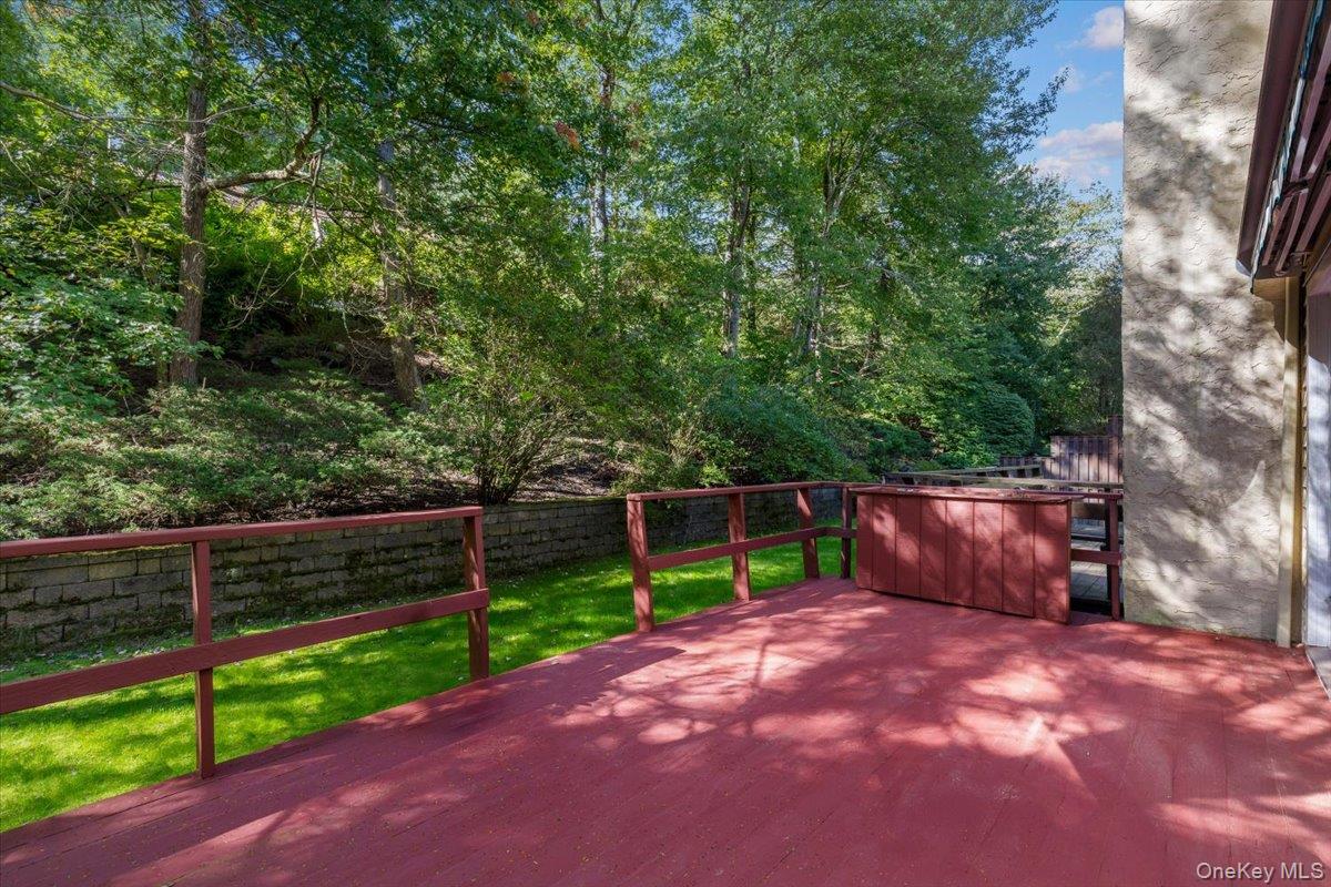 2 Deer Ridge Road