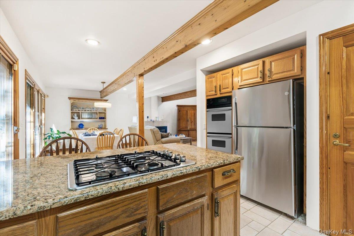 2 Deer Ridge Road