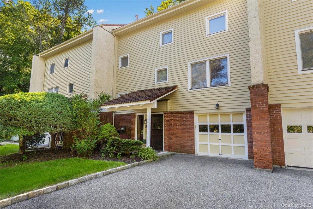 2 Deer Ridge Road
