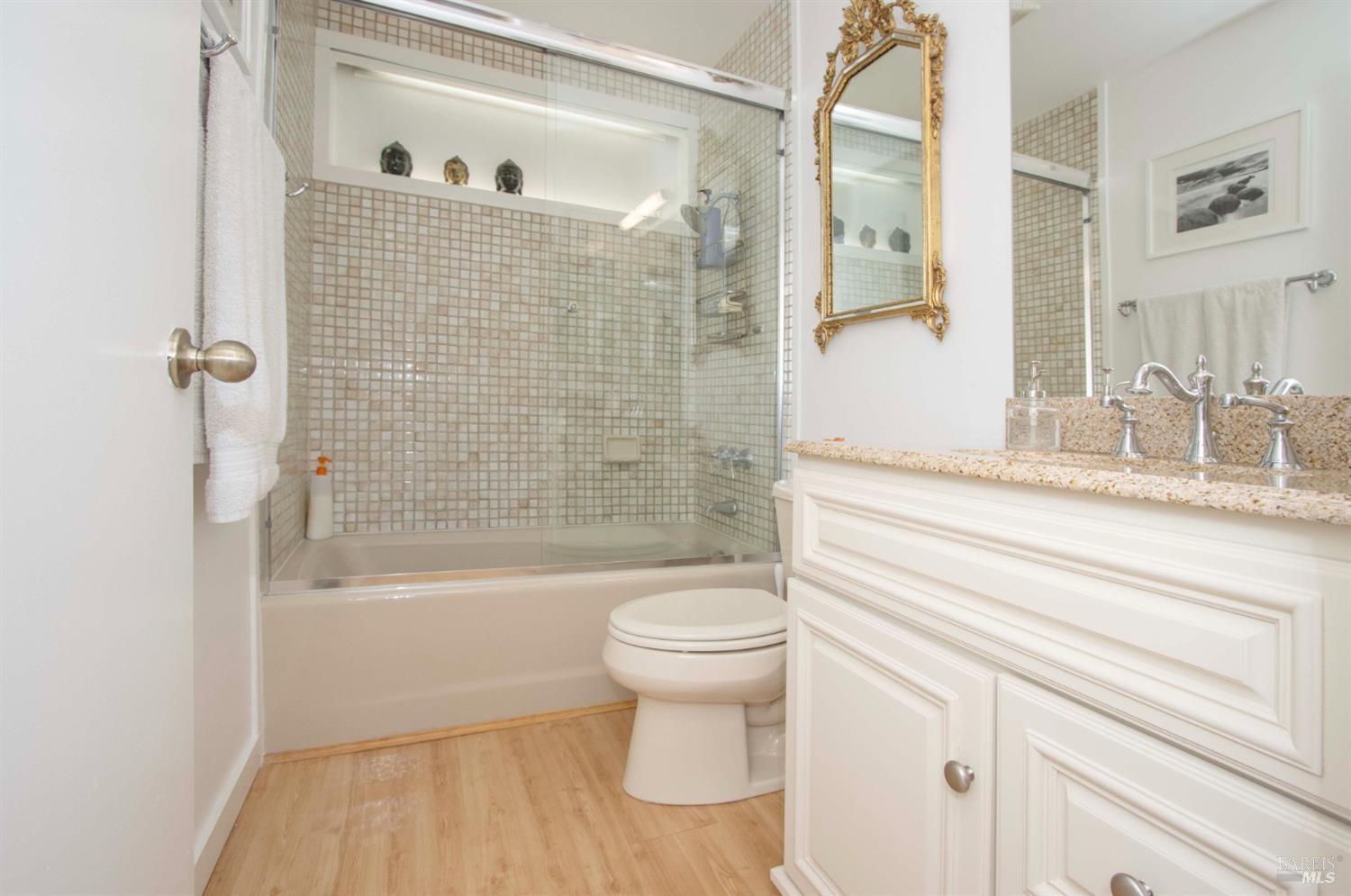 1579 Lincoln Avenue Unit: #101