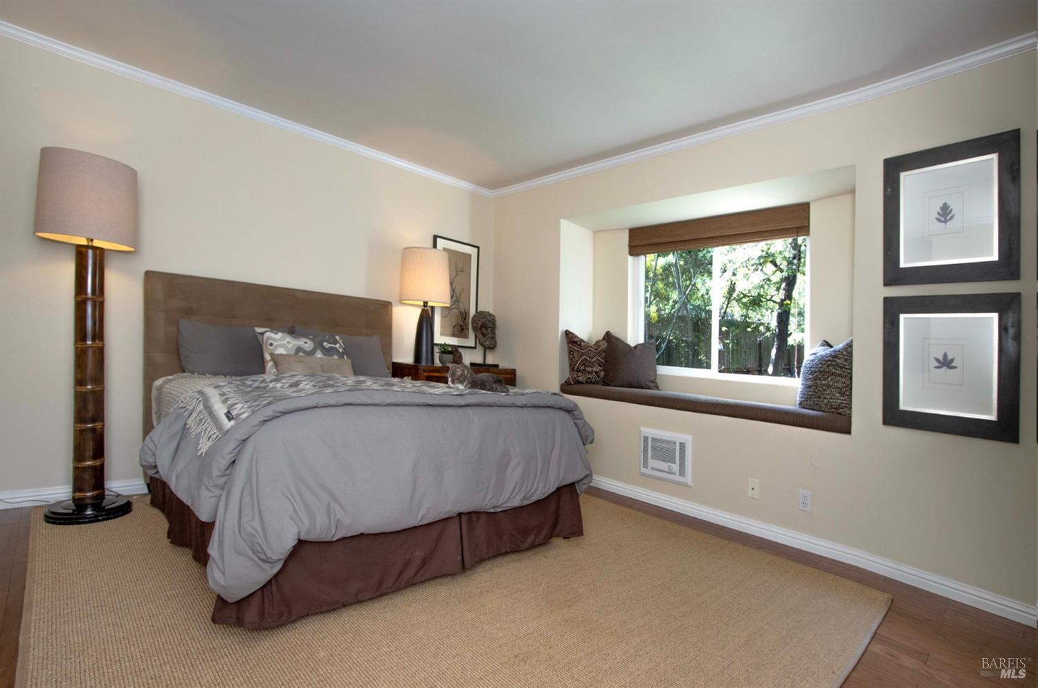 1579 Lincoln Avenue Unit: #101