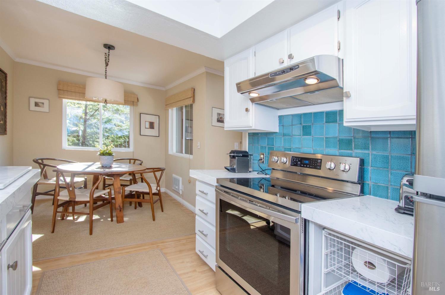 1579 Lincoln Avenue Unit: #101