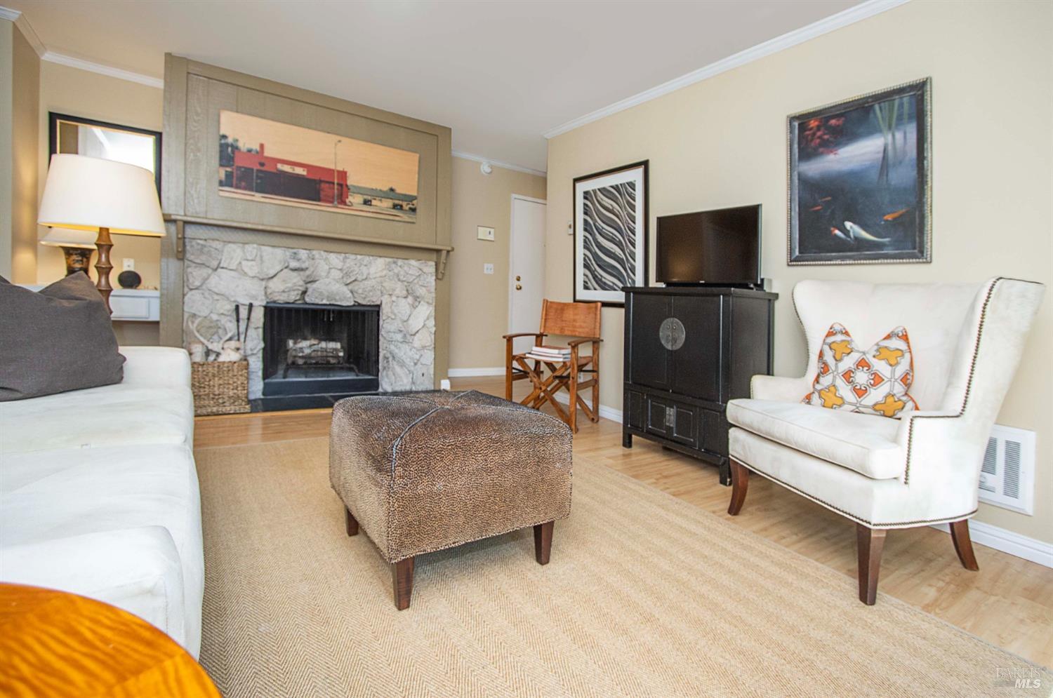 1579 Lincoln Avenue Unit: #101