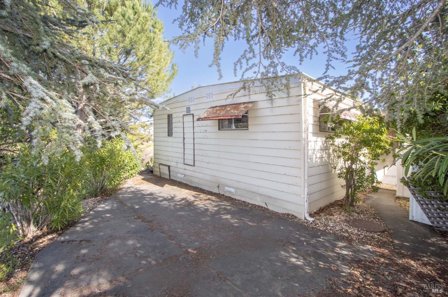 10 View Ridge Drive