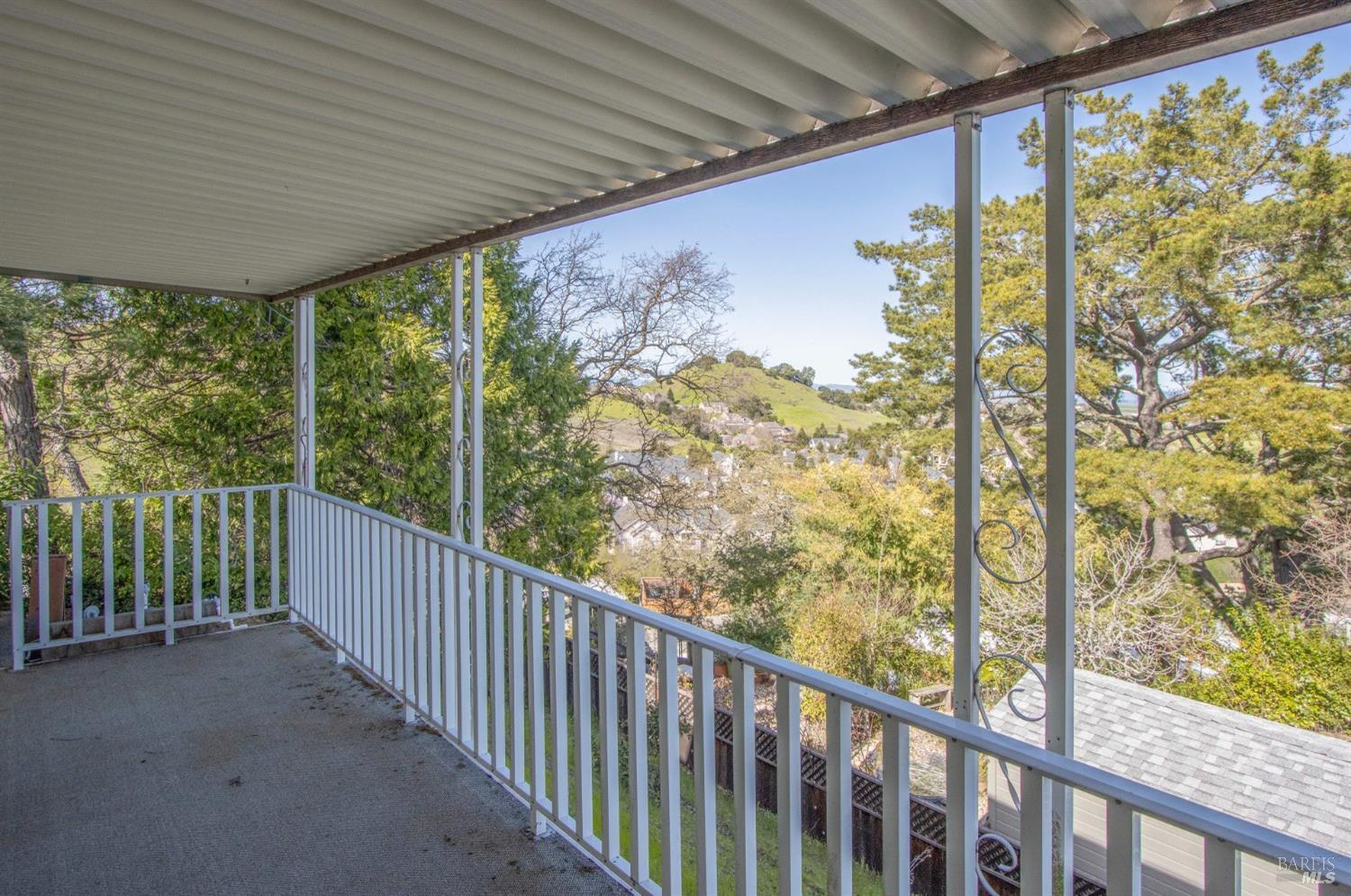 10 View Ridge Drive
