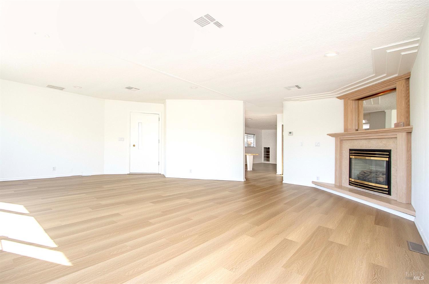 41 Club View Drive