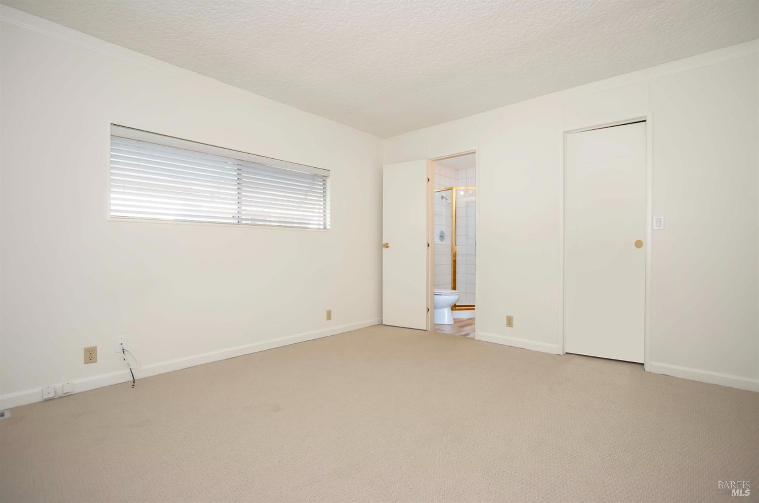 41 Club View Drive