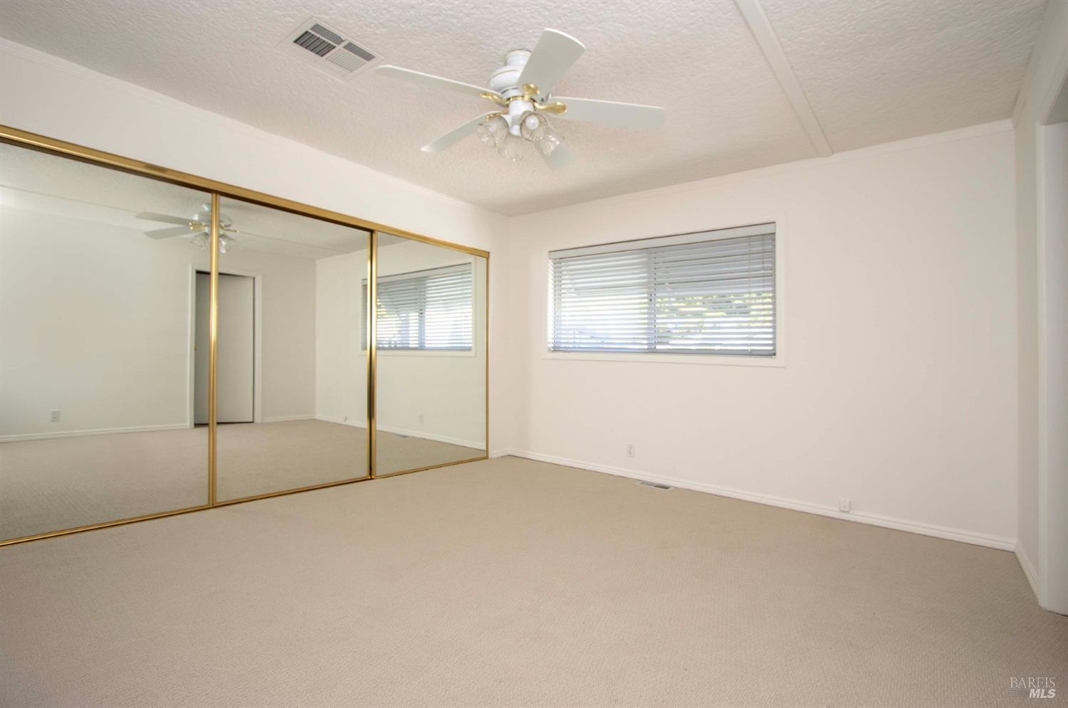 41 Club View Drive