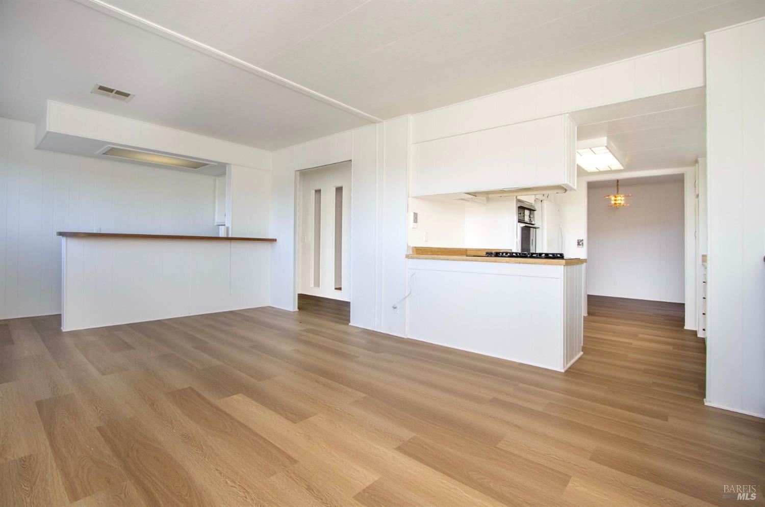 10 Fallen Leaf Drive