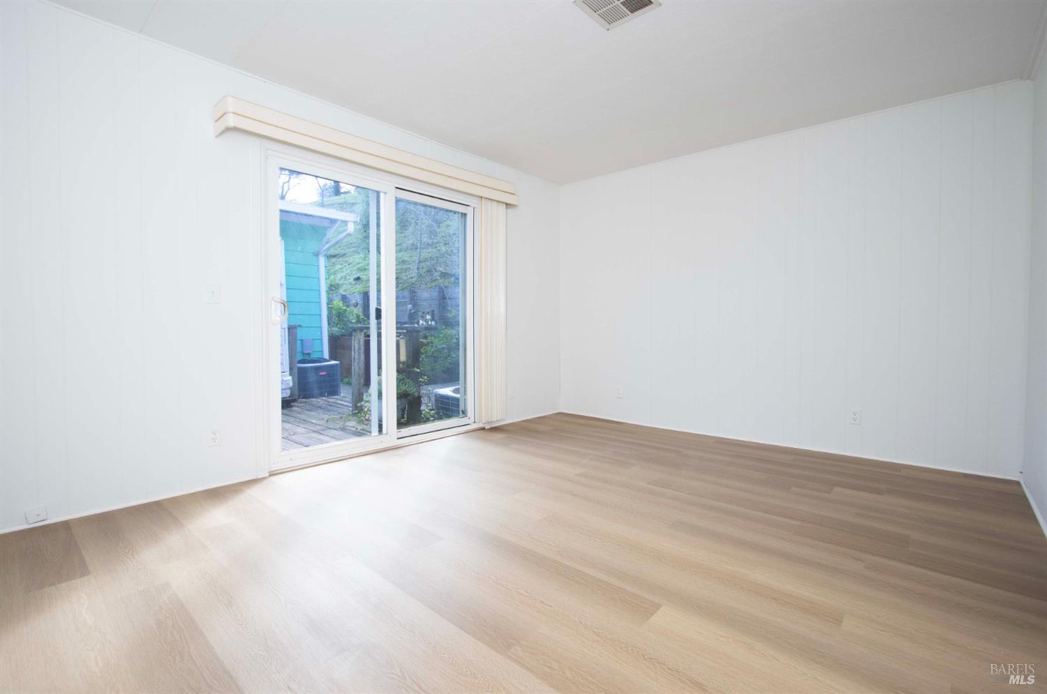 10 Fallen Leaf Drive