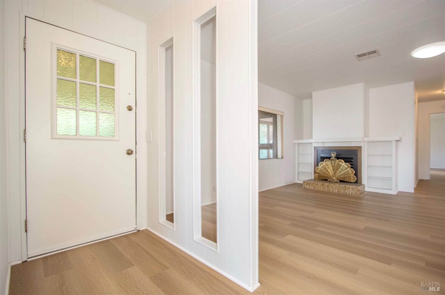 10 Fallen Leaf Drive