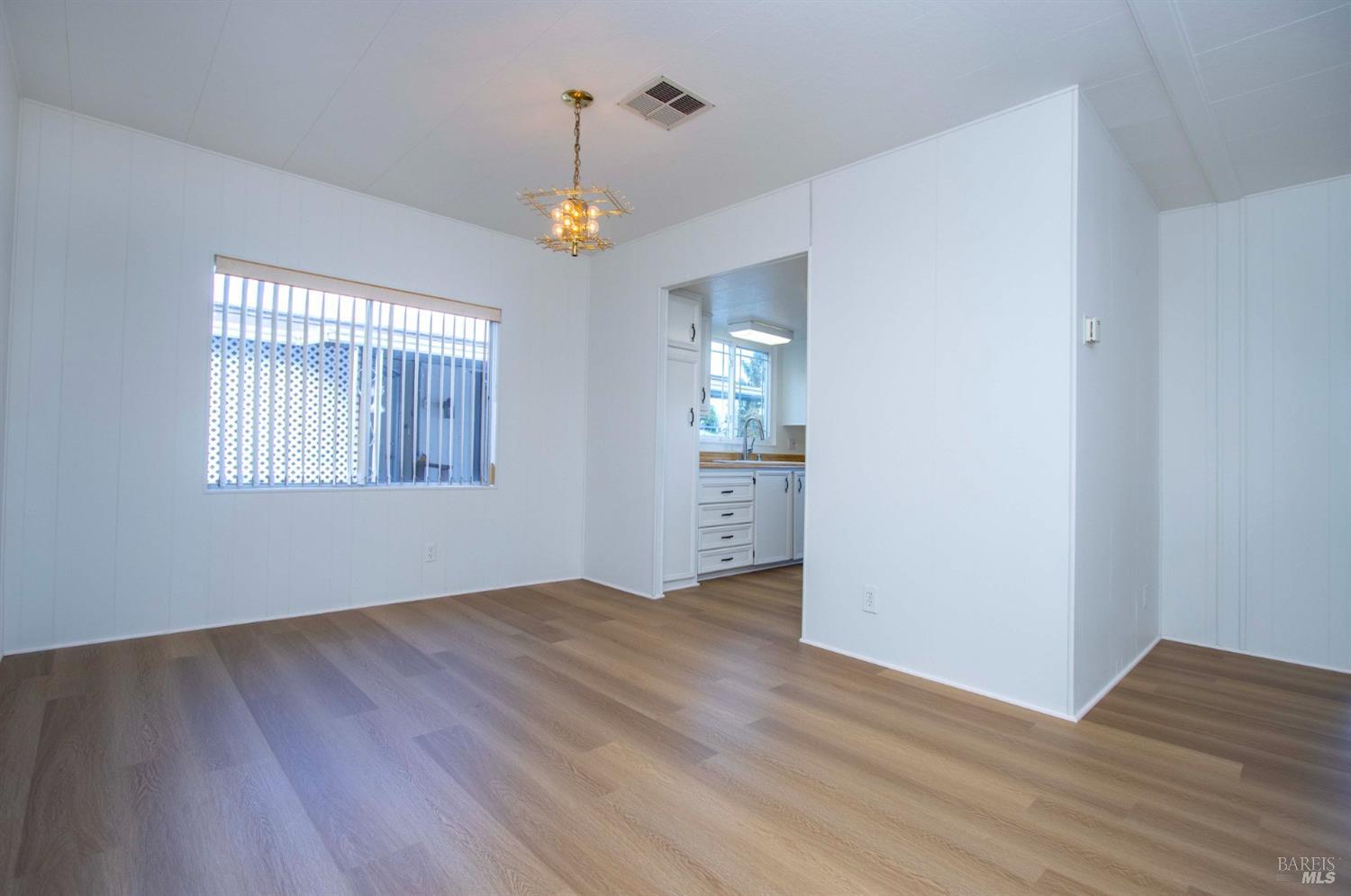 10 Fallen Leaf Drive