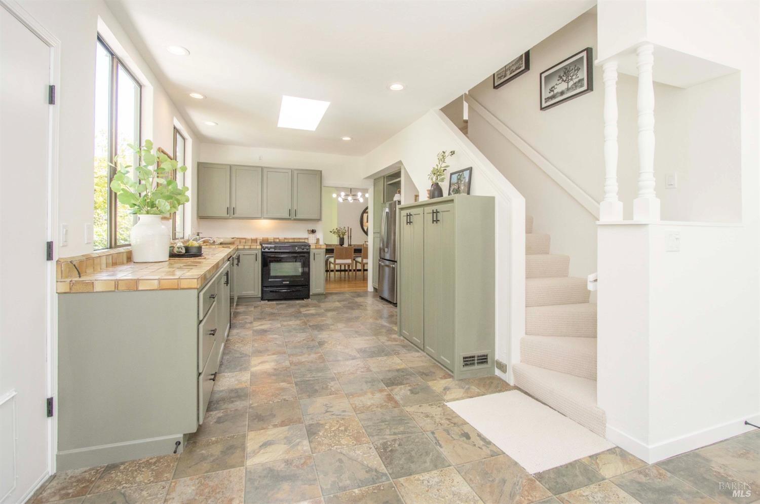 45 Laurel Grove Avenue