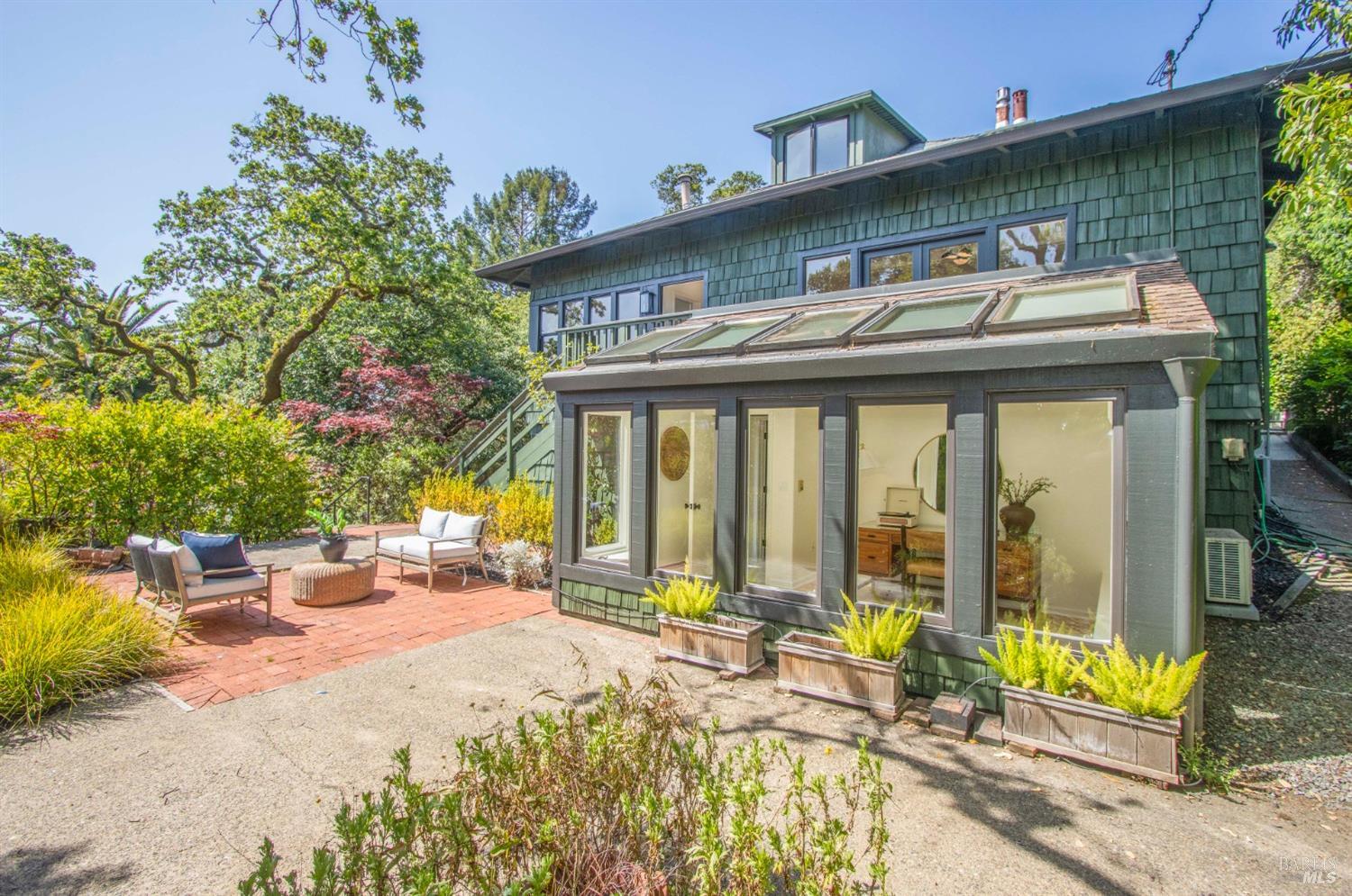 45 Laurel Grove Avenue