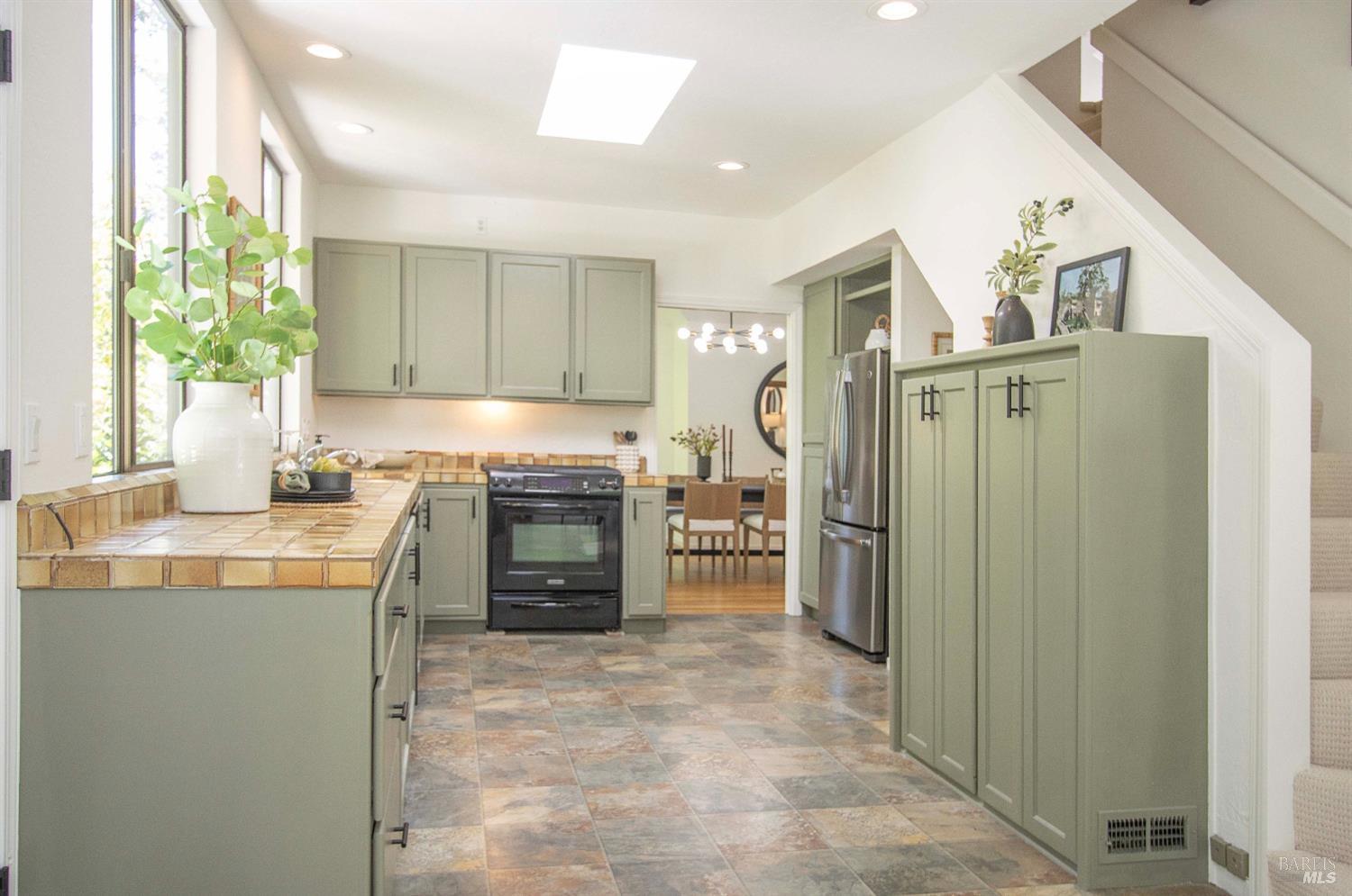 45 Laurel Grove Avenue